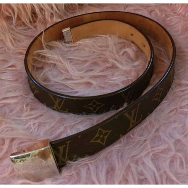 Louis Vuitton  Women's Belt Size 30